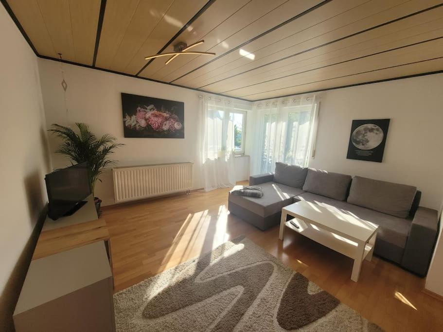 Zwei Zimmer Wohnung ハイデンハイム・アン・デア・ブレンツ エクステリア 写真